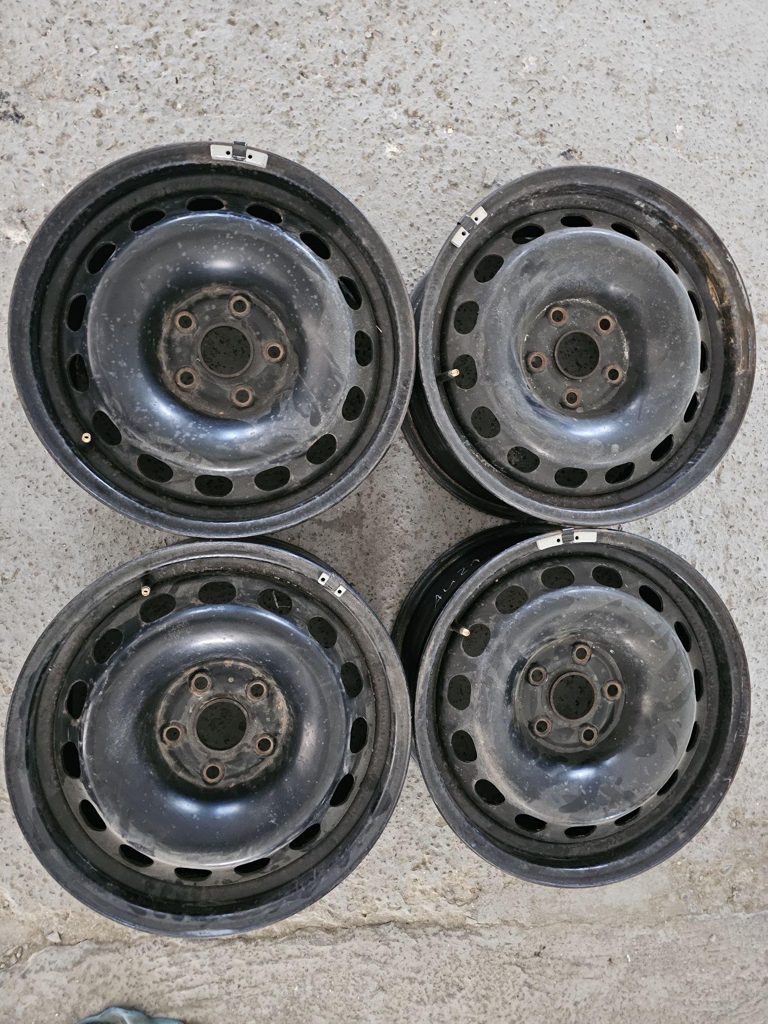 Vând 4 jante 16 " din oțel audi , vw , seat , skoda , 7Jx16H2 , ET42