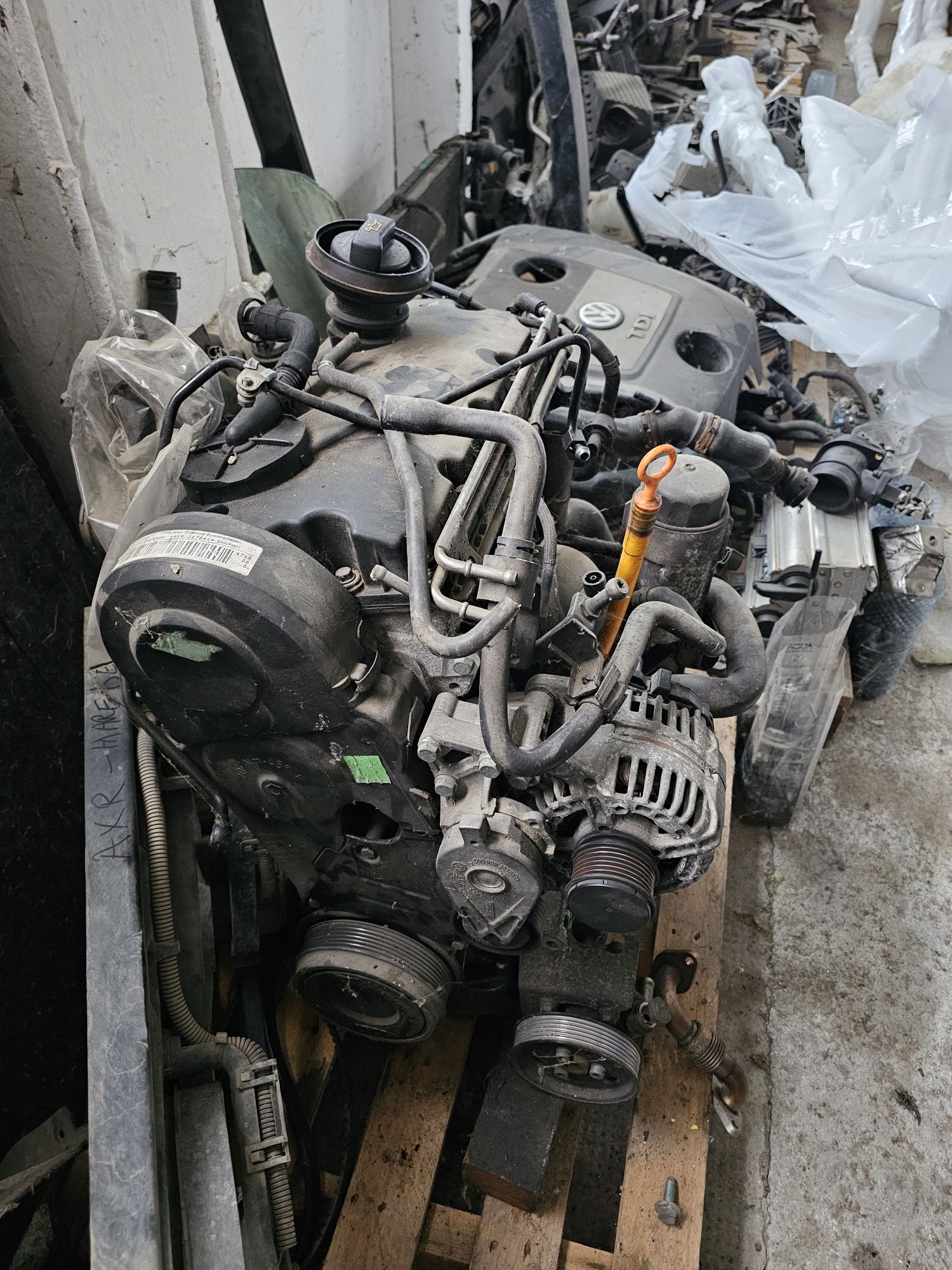 Motor vw AXR , 1.9 tdi , 101 cp ,euro 4 ,stare perfectă de funcționare