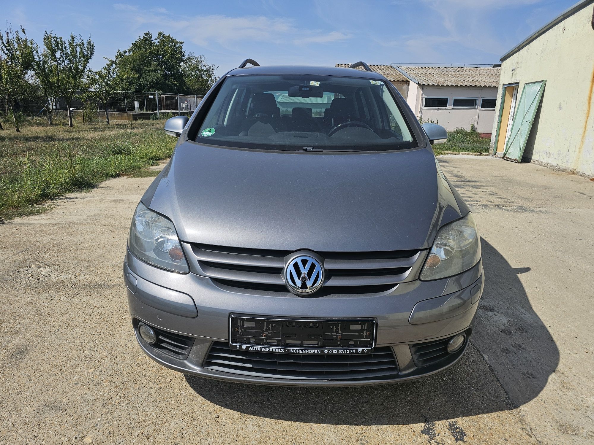 Spoiler bara fata completa cu spalatoare și proiectoare vw golf plus