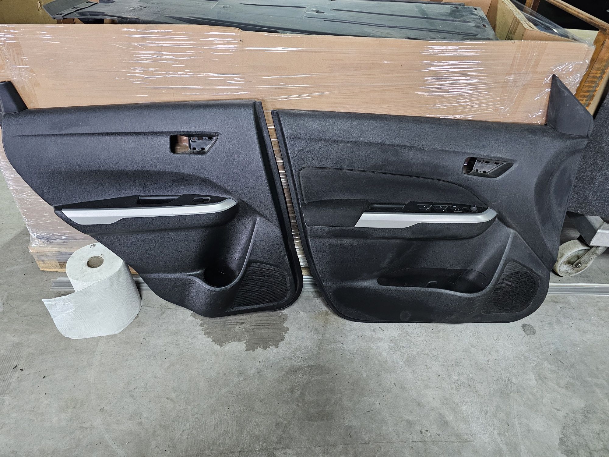 Fete uși,  panouri interioare  , pentru Suzuki Vitara model 2015-2020