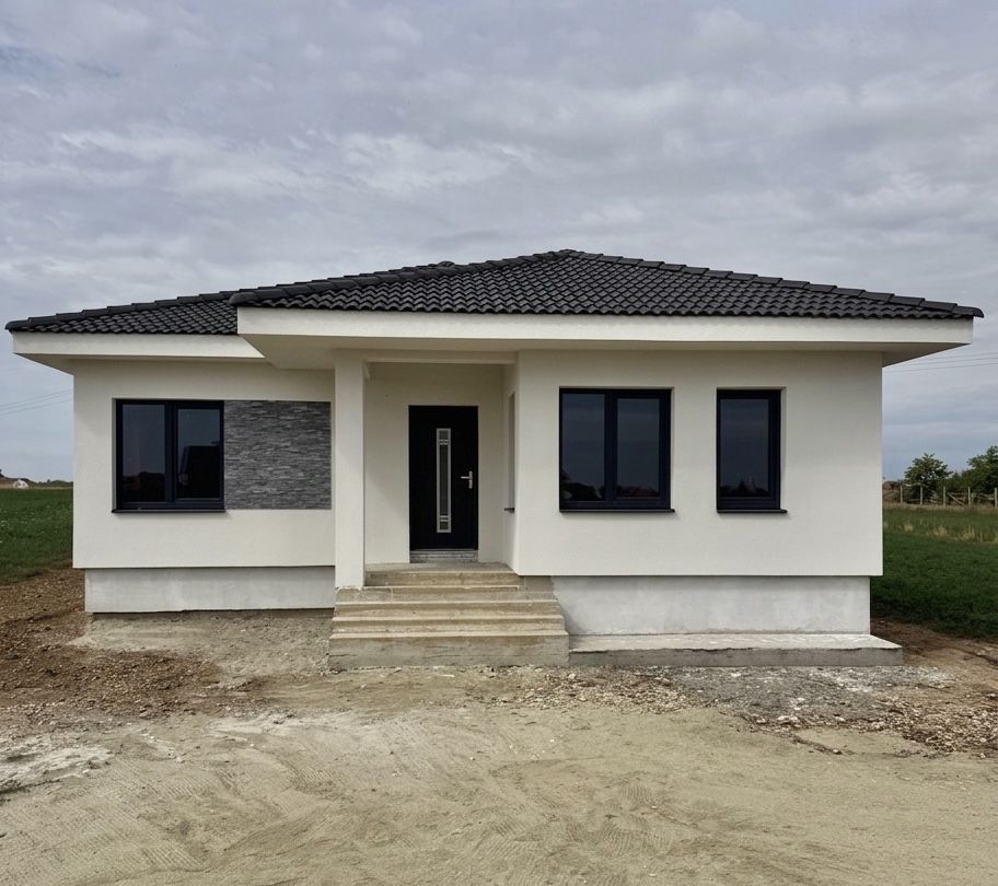 CASĂ NOUĂ DE VÂNZARE direct de la proprietar