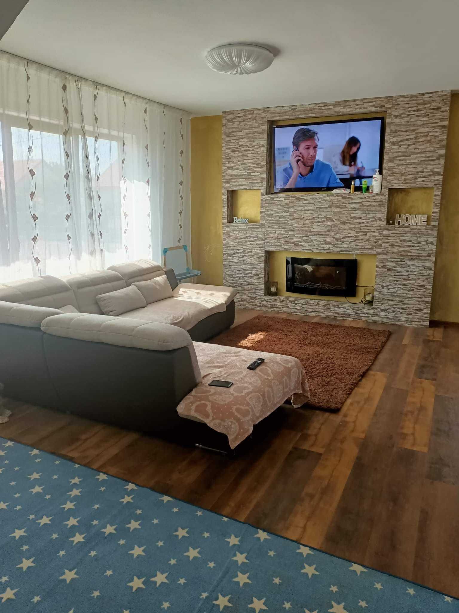 Casa de vanzare cu etaj